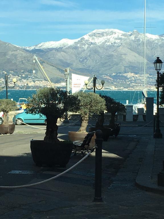 Almayer La Locanda Gaeta Bagian luar foto