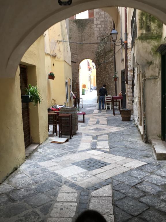 Almayer La Locanda Gaeta Bagian luar foto