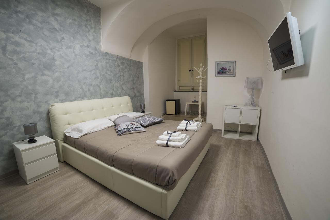 Almayer La Locanda Gaeta Bagian luar foto